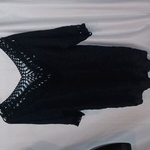 A&I Black crochet trim tunic, XL